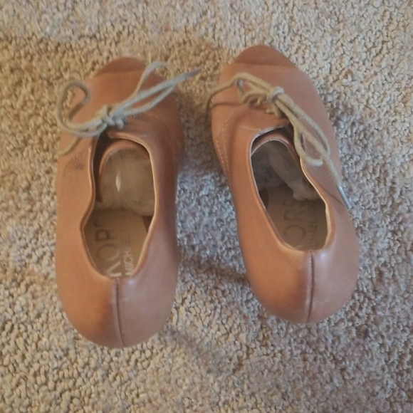 Michael Kors booties - Picture 8 of 8